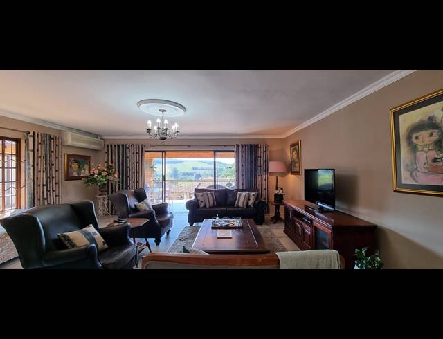 3 BEDROOM SECTIONAL TITLE TO LET IN MONTROSE